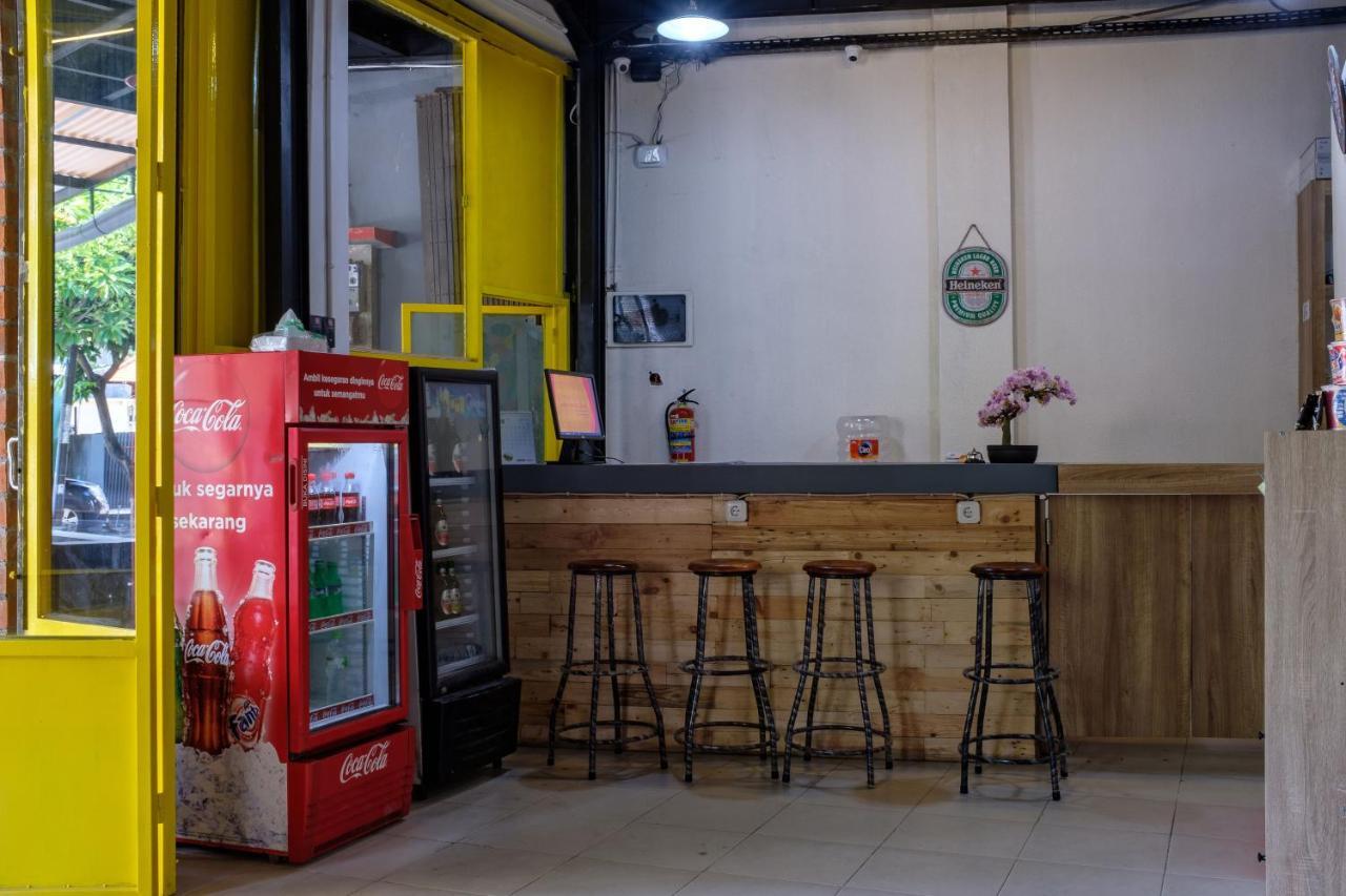 Kumpul Hostel Kuta Legian Εξωτερικό φωτογραφία